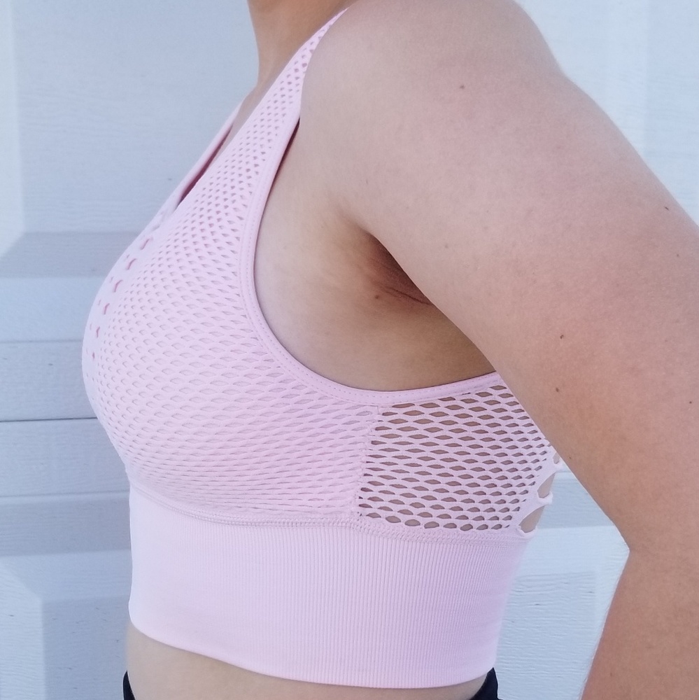 Laser Cut Seamless Sports Bra - Picture 3 of 4